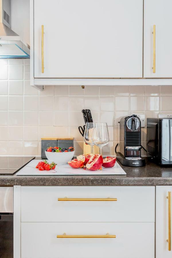 Bright & Spacious 4Beds Home - Kensington High Street-Olympia London Exteriör bild