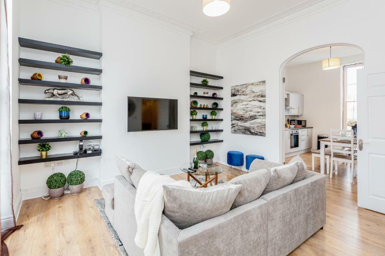 Bright & Spacious 4Beds Home - Kensington High Street-Olympia London Exteriör bild