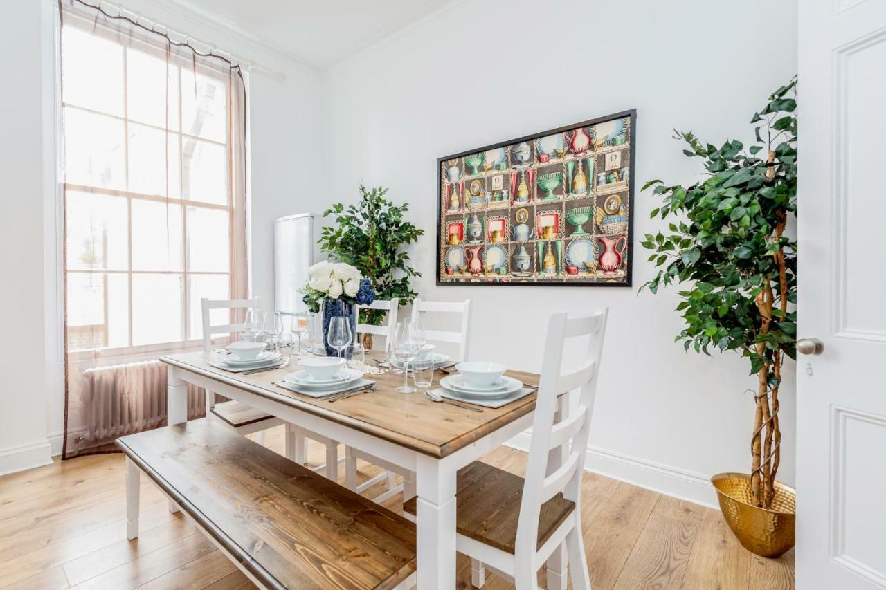 Bright & Spacious 4Beds Home - Kensington High Street-Olympia London Exteriör bild