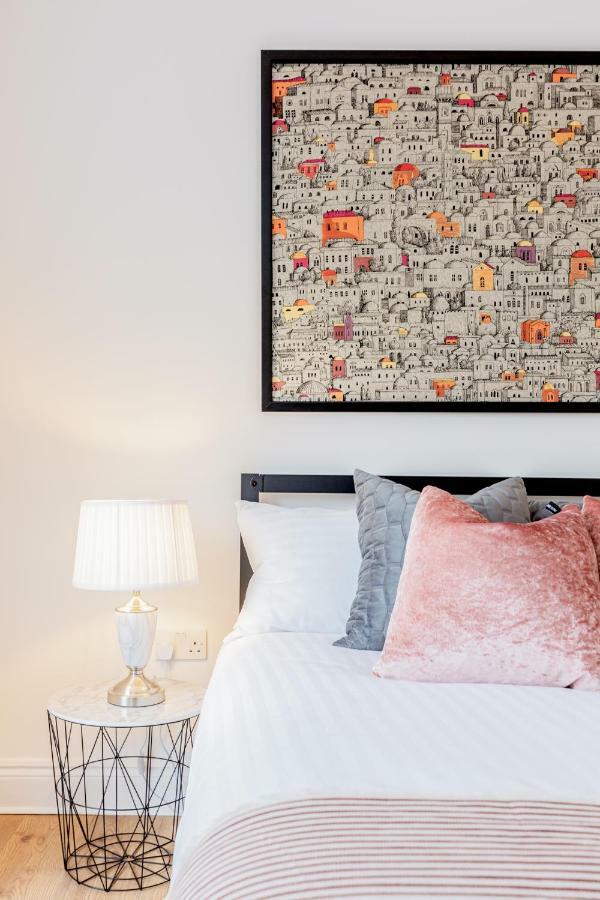 Bright & Spacious 4Beds Home - Kensington High Street-Olympia London Exteriör bild