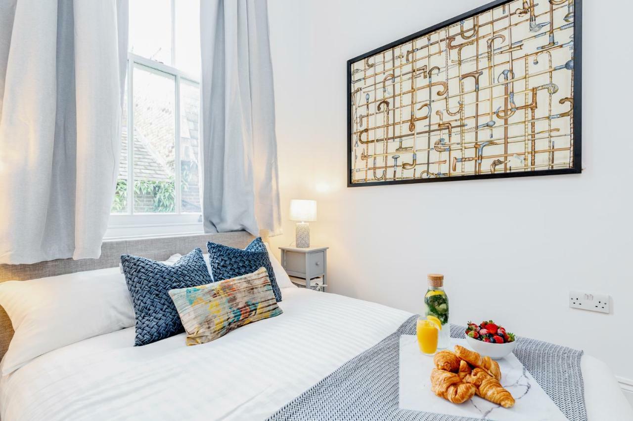 Bright & Spacious 4Beds Home - Kensington High Street-Olympia London Exteriör bild