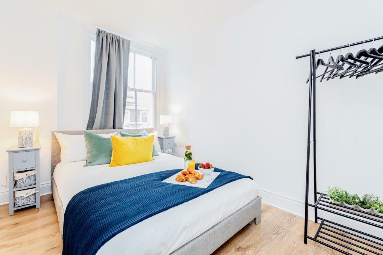 Bright & Spacious 4Beds Home - Kensington High Street-Olympia London Exteriör bild